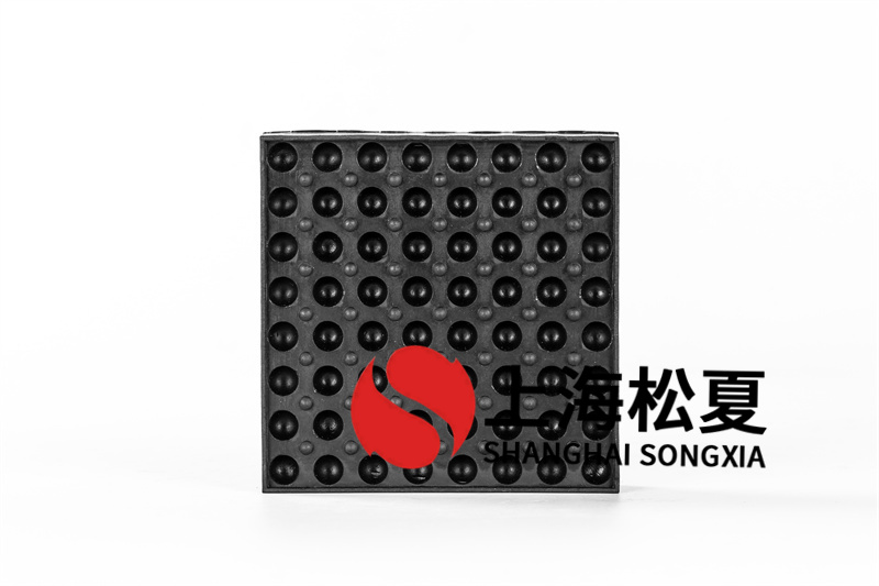 法蘭式橡膠式<a href='http://www.jszlcs.com' target='_blank'><u>減震器</u></a>特點(diǎn)